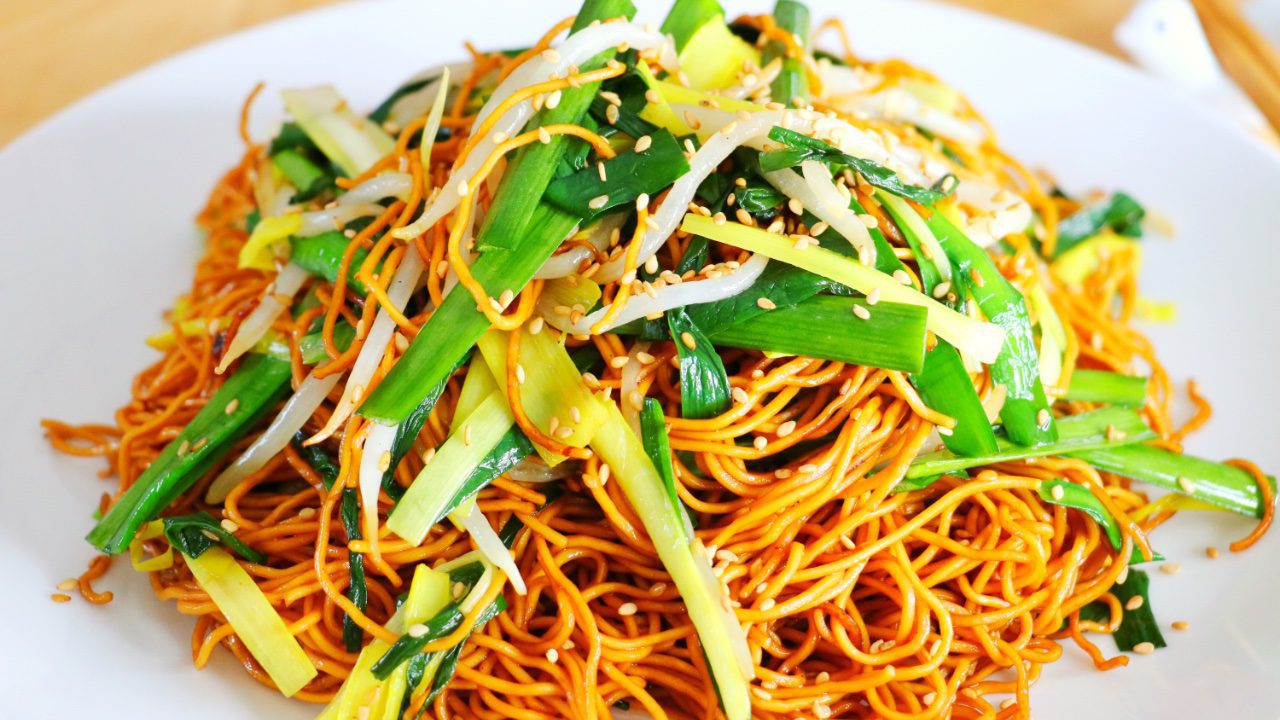 Vegetable Chow Mein YT1