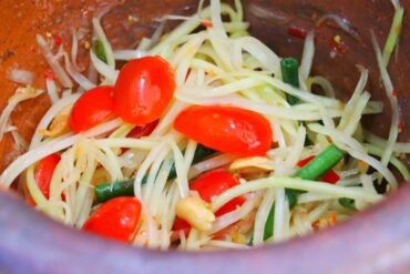 Thai Green Papaya Salad Recipe