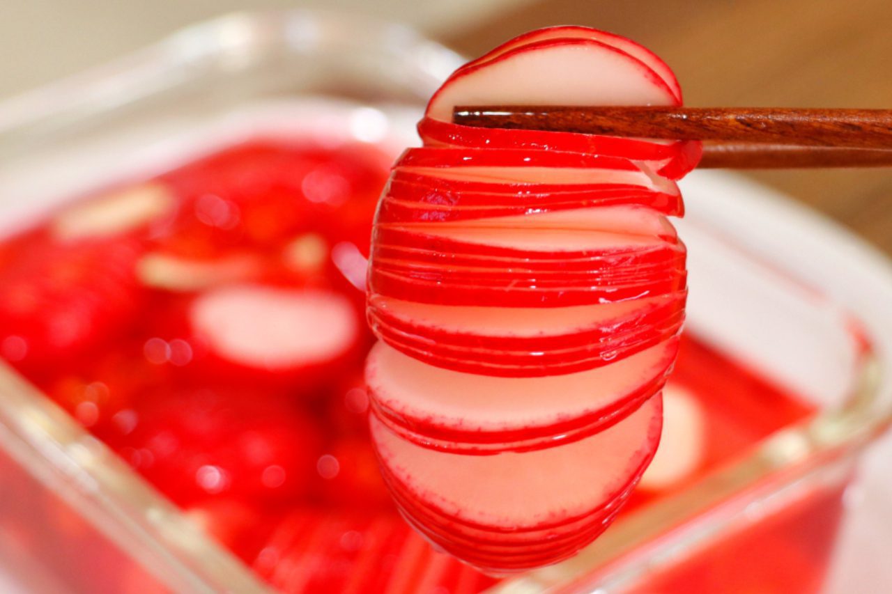 Quick Pickled Radishes 2