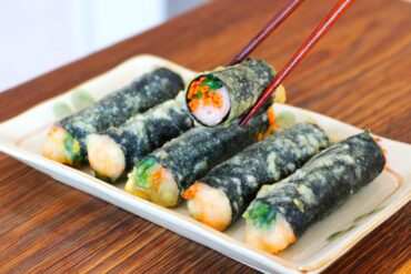 Crispy Seaweed Shrimp Rolls