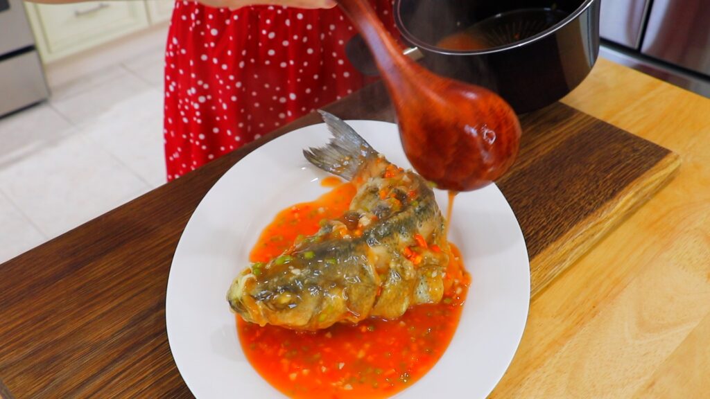Sweet and Sour Fish 6. Serve
