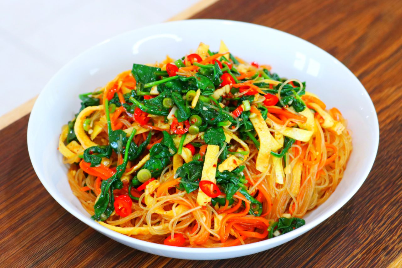 Chinese Spinach Glass Noodles Salad