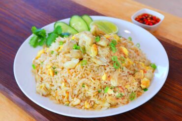 10-Min Thai Crab Fried Rice Recipe