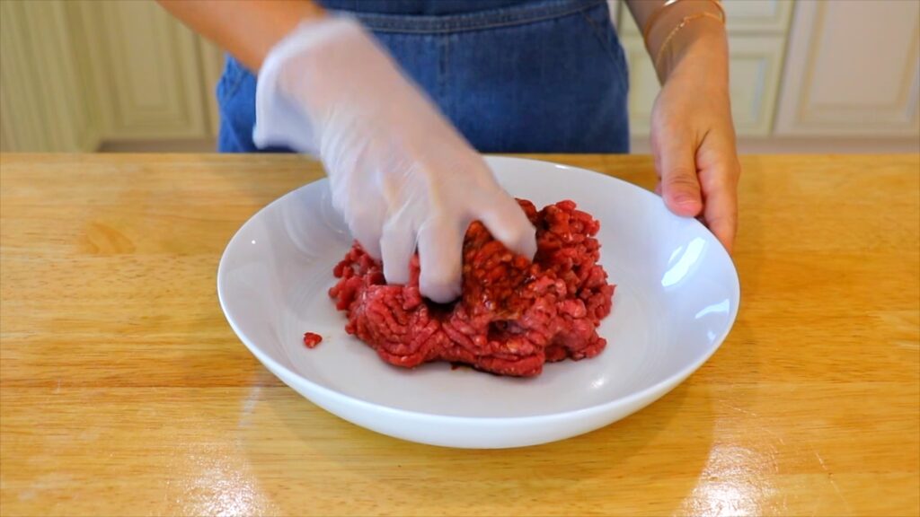 15-Min Beef Lo Mein 1. Beef