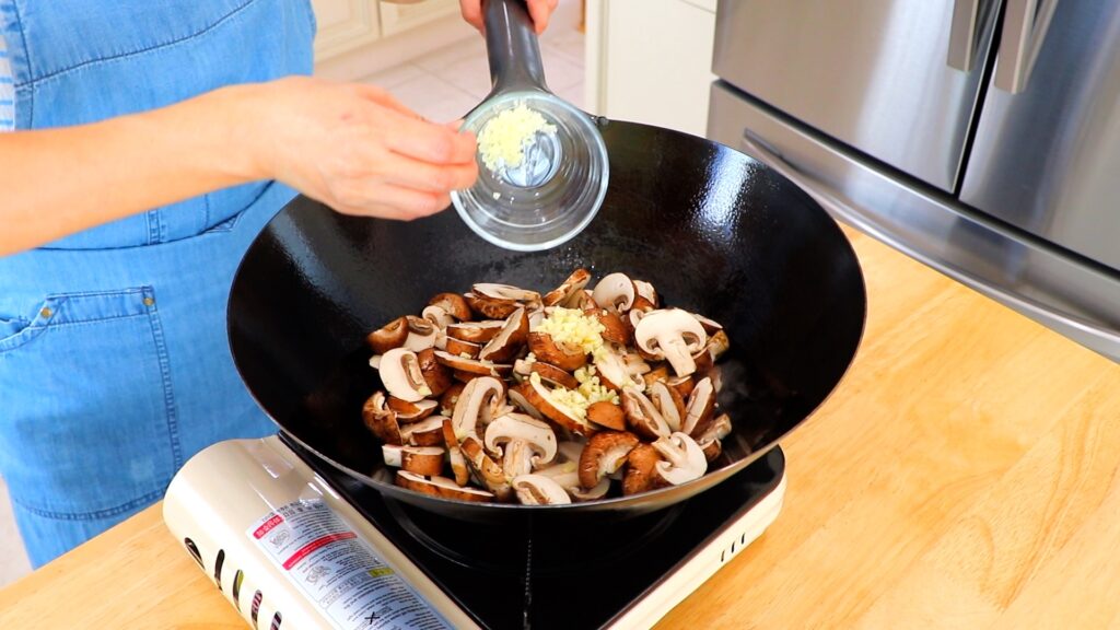 19-Min Chicken and Mushroom Stir-Fry